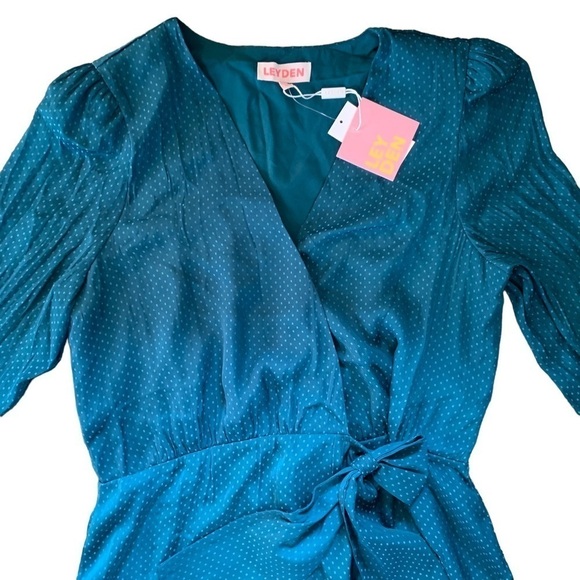 Leyden New With Tags Women’s Green Dotted Mini Wrap Dress Size XL - Picture 7 of 15